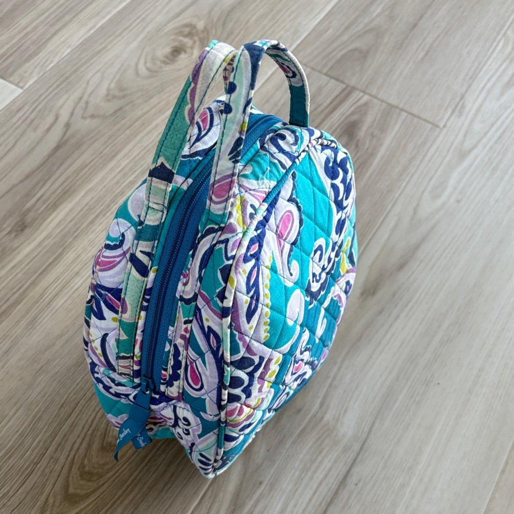 Vera Bradley lunch box - Picture 6 of 7